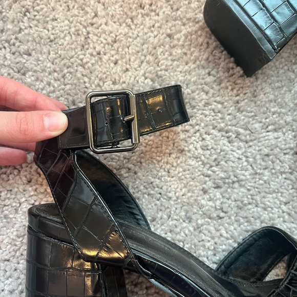 Wild Diva Glossy Black Croc Platform Heels - Picture 3 of 4